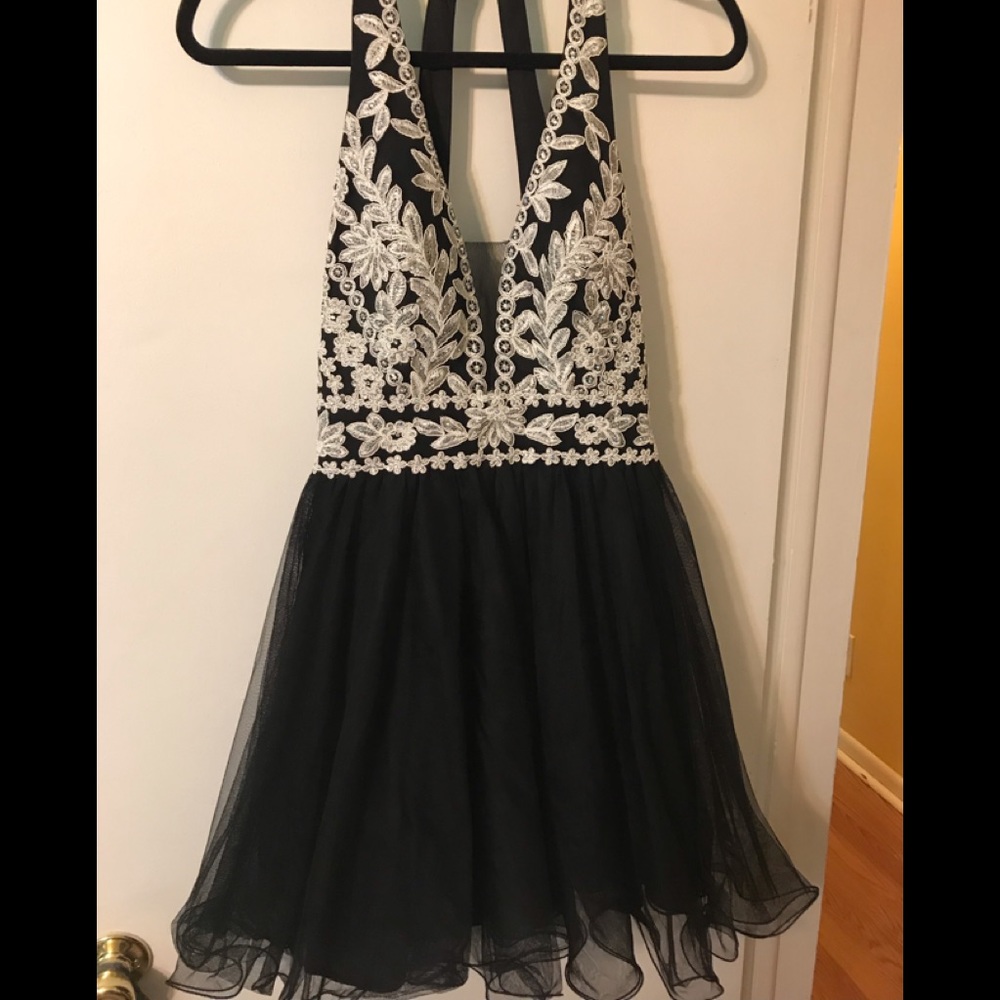 Size 5 Blondie prom